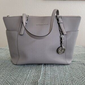 Michael Kors Charlotte saffiano leather medium. Preowned.